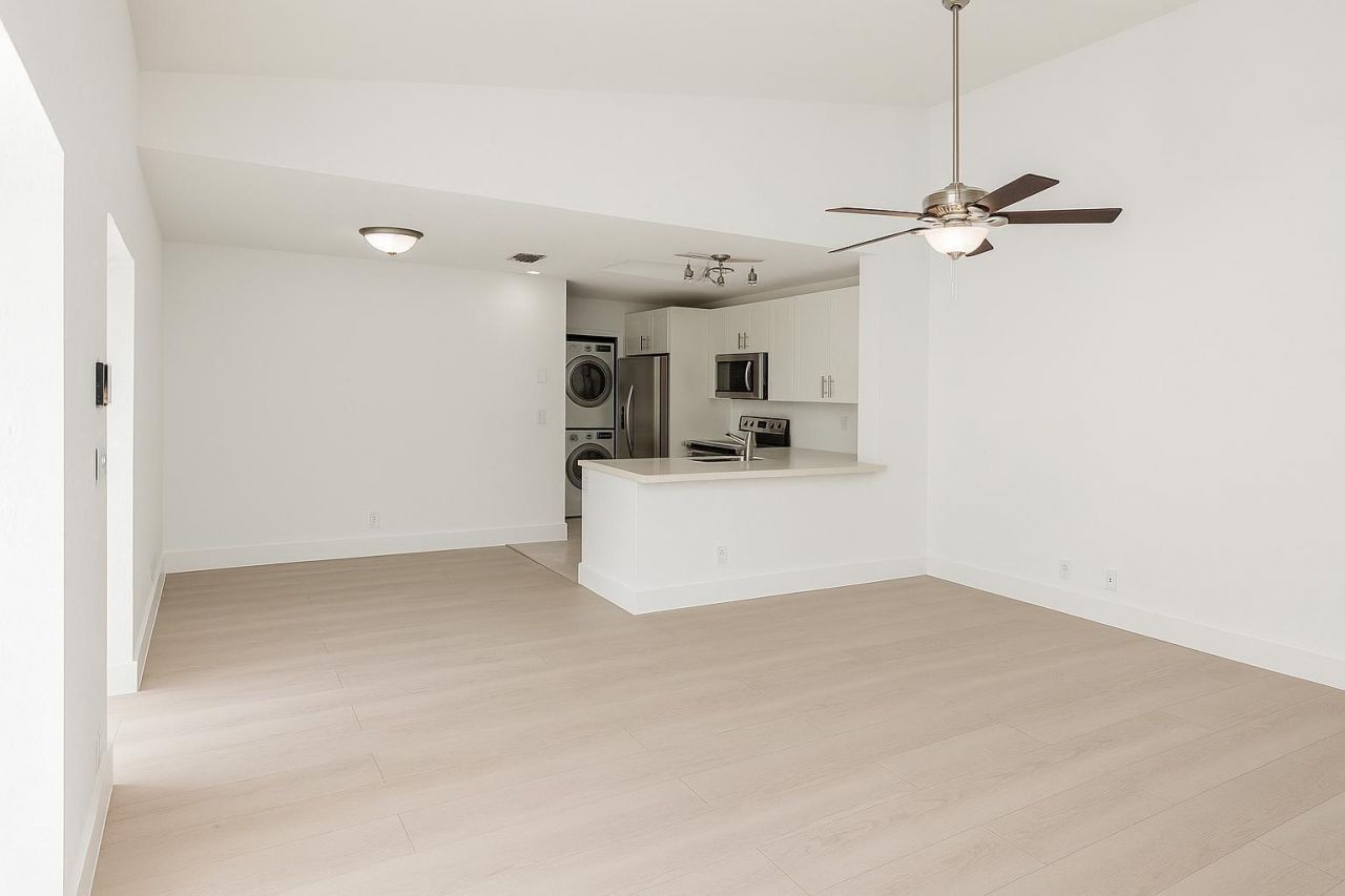 3504 Waterview Circle, Palm Springs, FL 33461 Photo