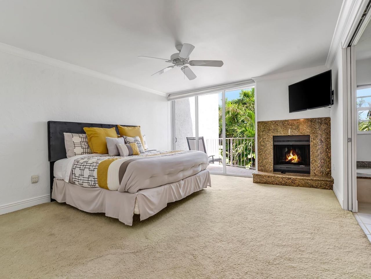 1222 Hillsboro Mile, Unit 11, Hillsboro Beach, FL 33062 Photo