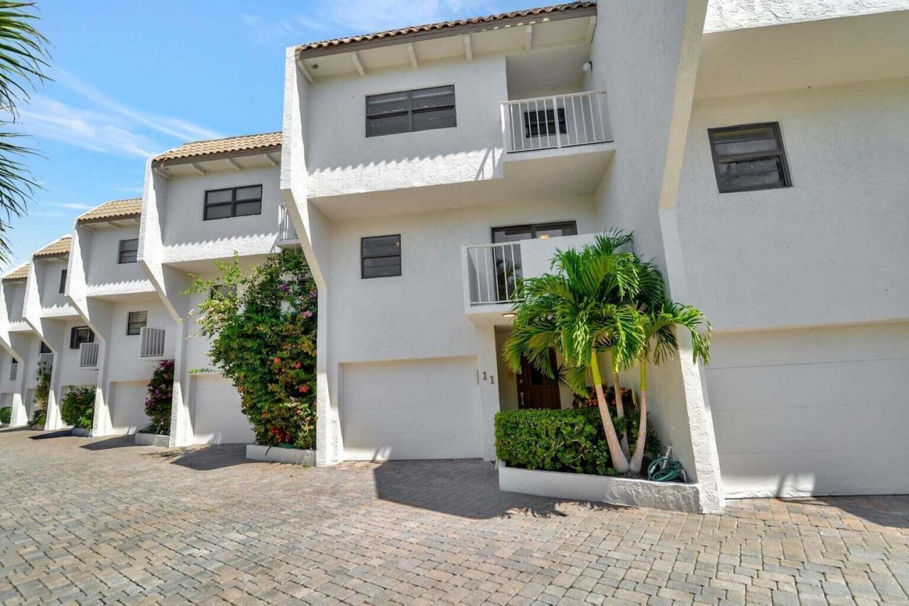 1222 Hillsboro Mile, Unit 11, Hillsboro Beach, FL 33062 Photo