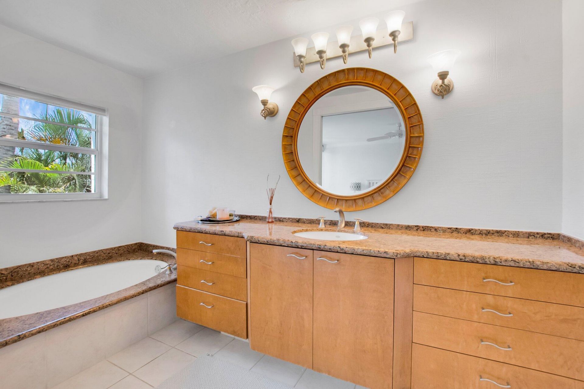 1222 Hillsboro Mile, Unit 11, Hillsboro Beach, FL 33062 Photo