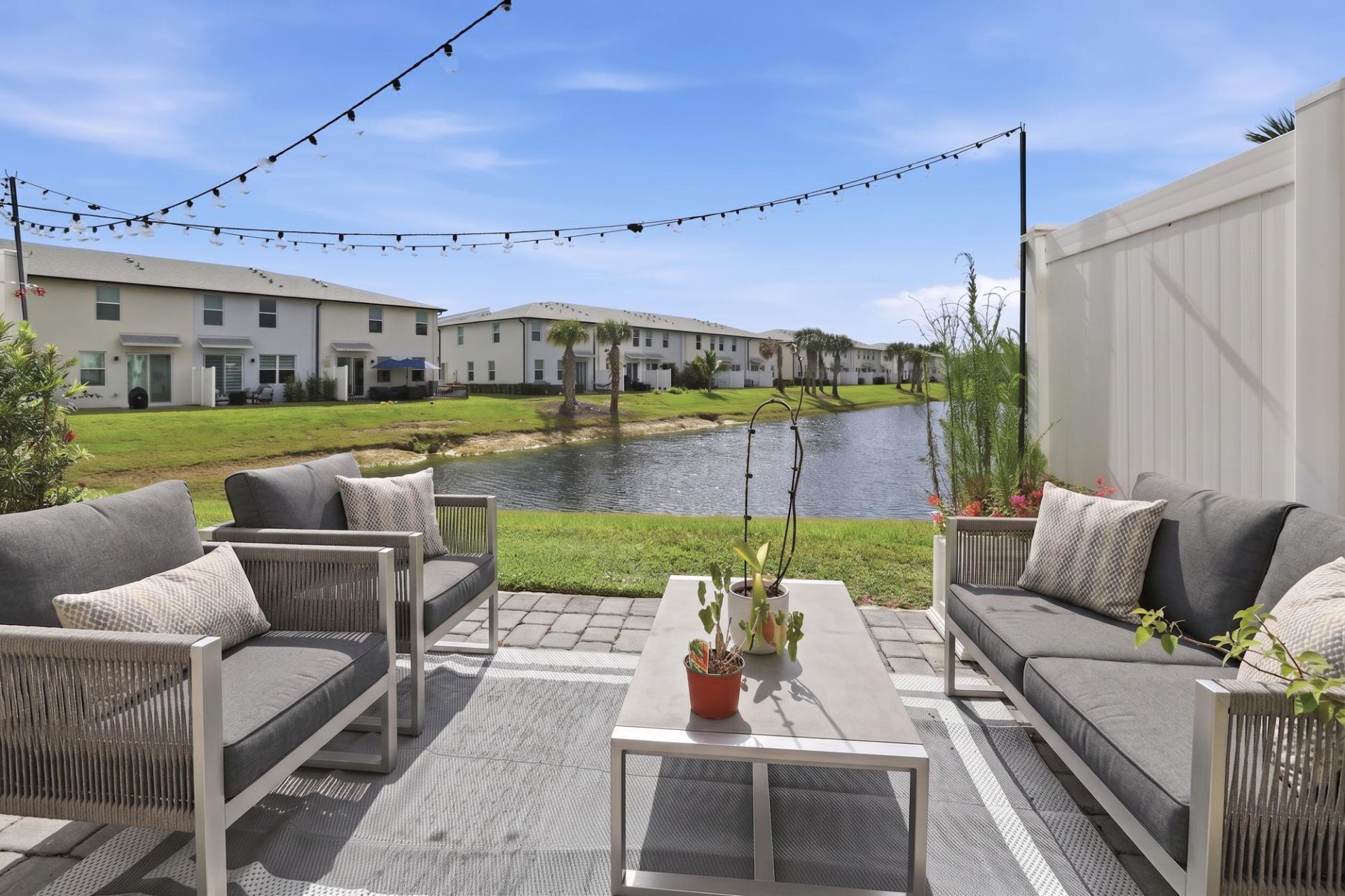 5650 Enclave Drive, Mangonia Park, FL 33407 Photo