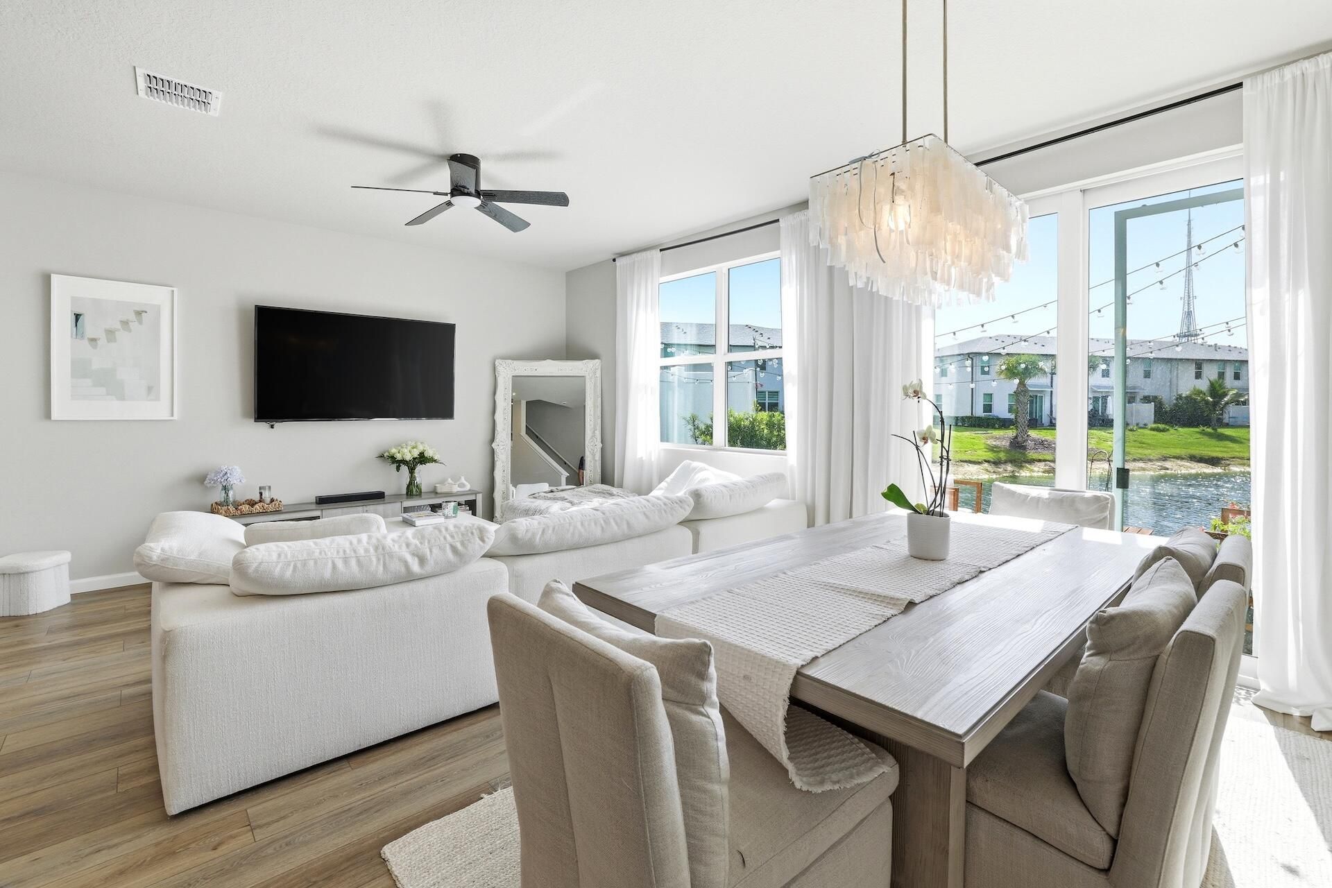 5650 Enclave Drive, Mangonia Park, FL 33407 Photo