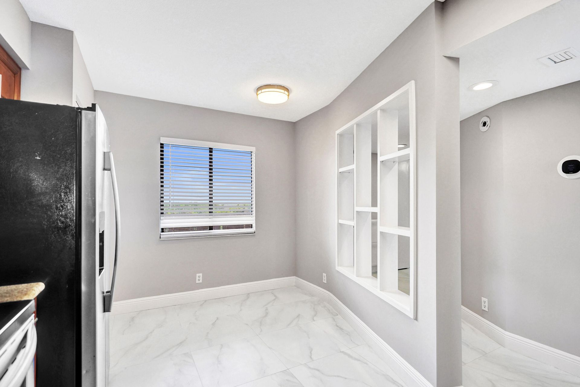 2200 S Cypress Bend Drive, Unit 707, Pompano Beach, FL 33069 Photo