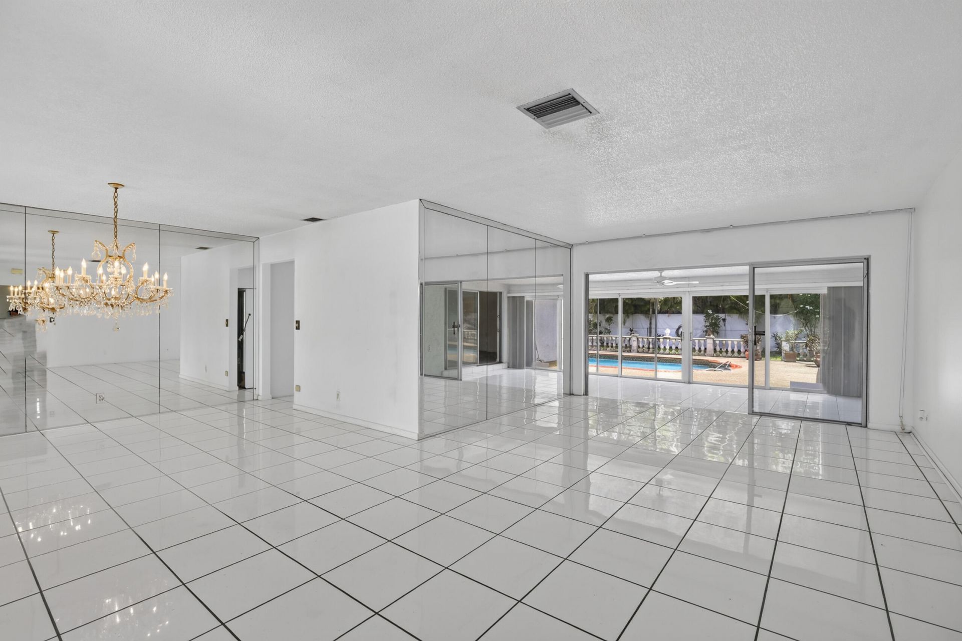 410 Bonaventure Boulevard, Weston, FL 33326 Photo