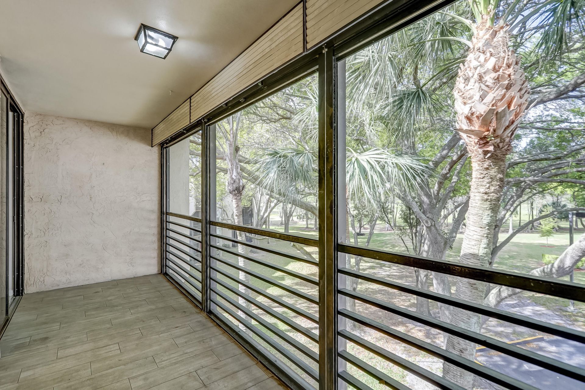 6751 N University Drive, Unit 302, Tamarac, FL 33321 Photo