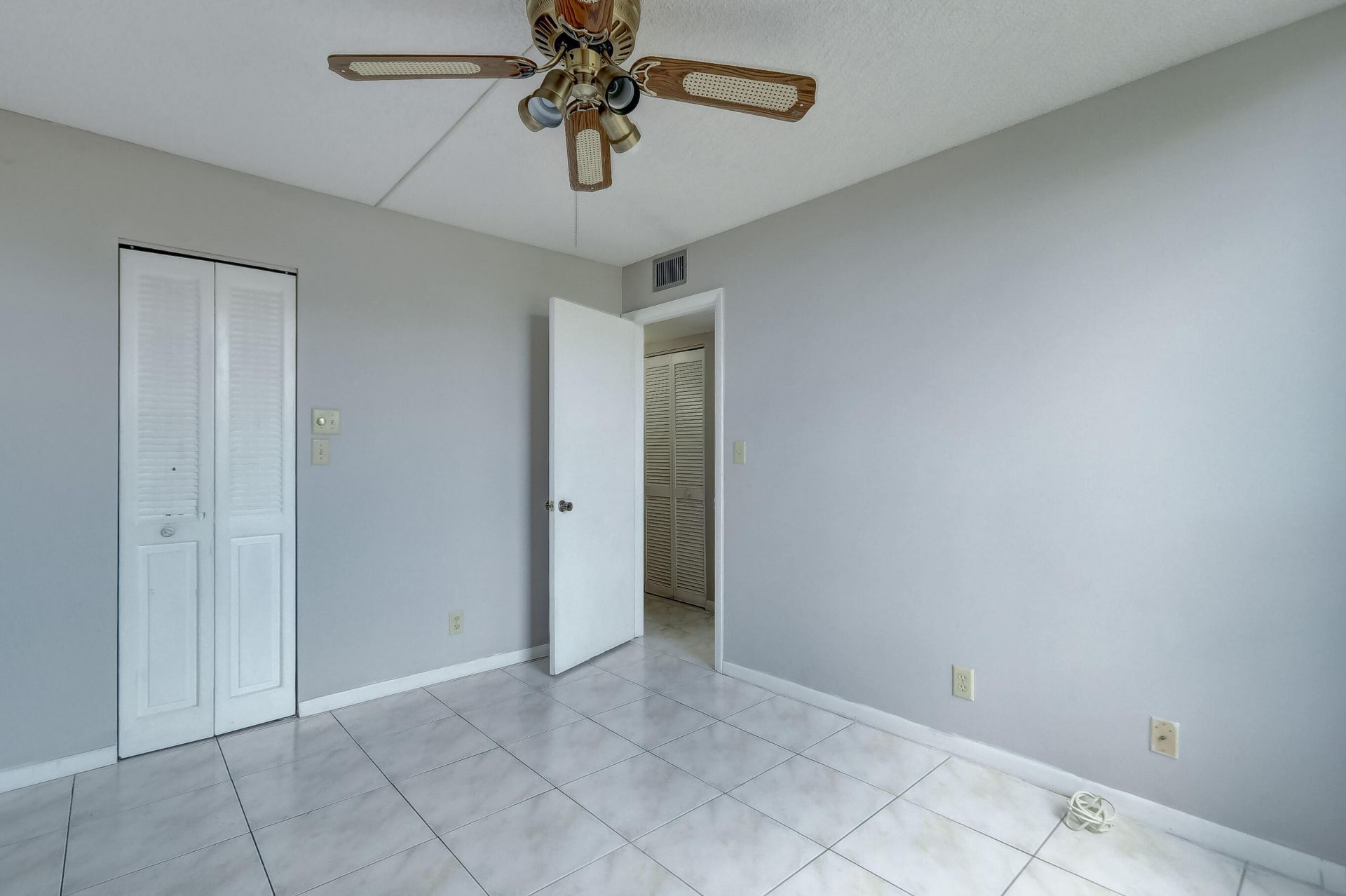 6751 N University Drive, Unit 302, Tamarac, FL 33321 Photo