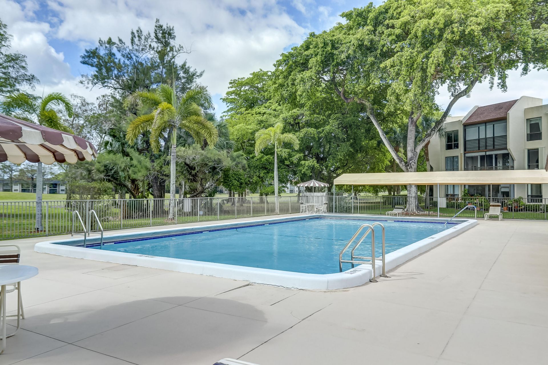 6751 N University Drive, Unit 302, Tamarac, FL 33321 Photo