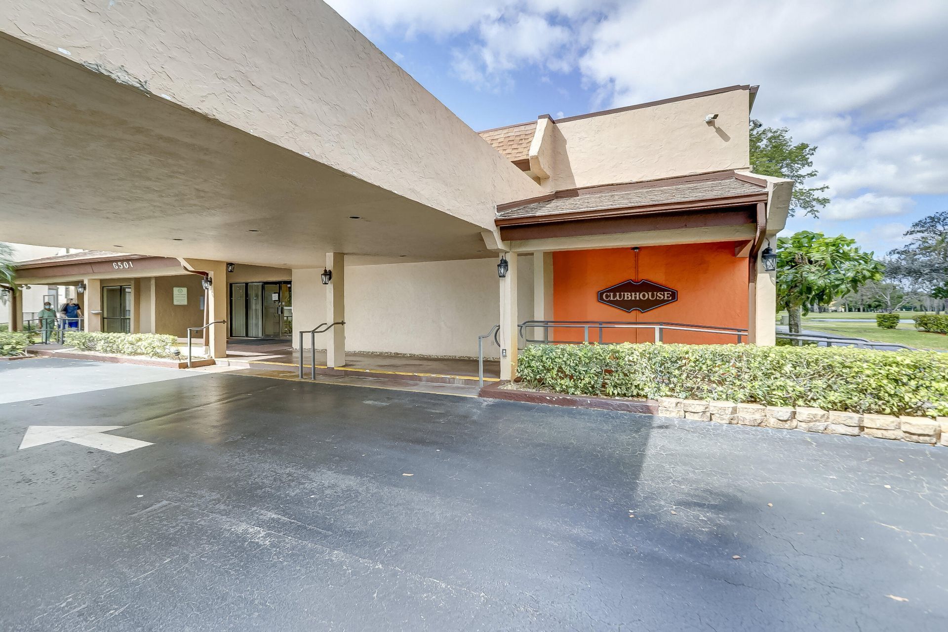 6751 N University Drive, Unit 302, Tamarac, FL 33321 Photo