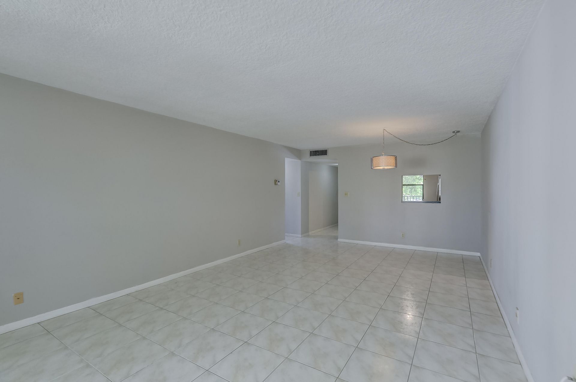 6751 N University Drive, Unit 302, Tamarac, FL 33321 Photo