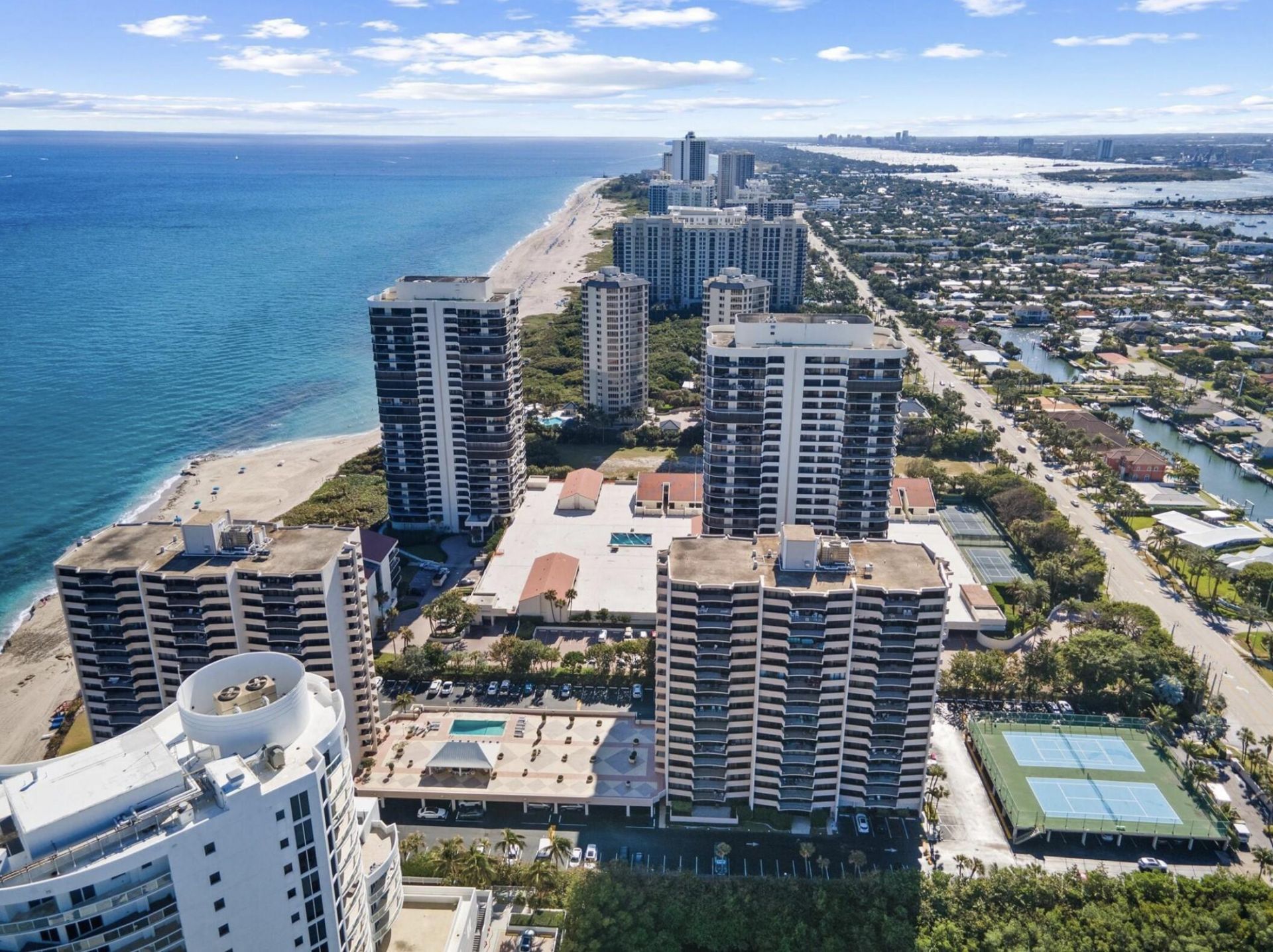 4200 N Ocean Drive, Unit 1-1603, Singer Island, FL 33404 Photo