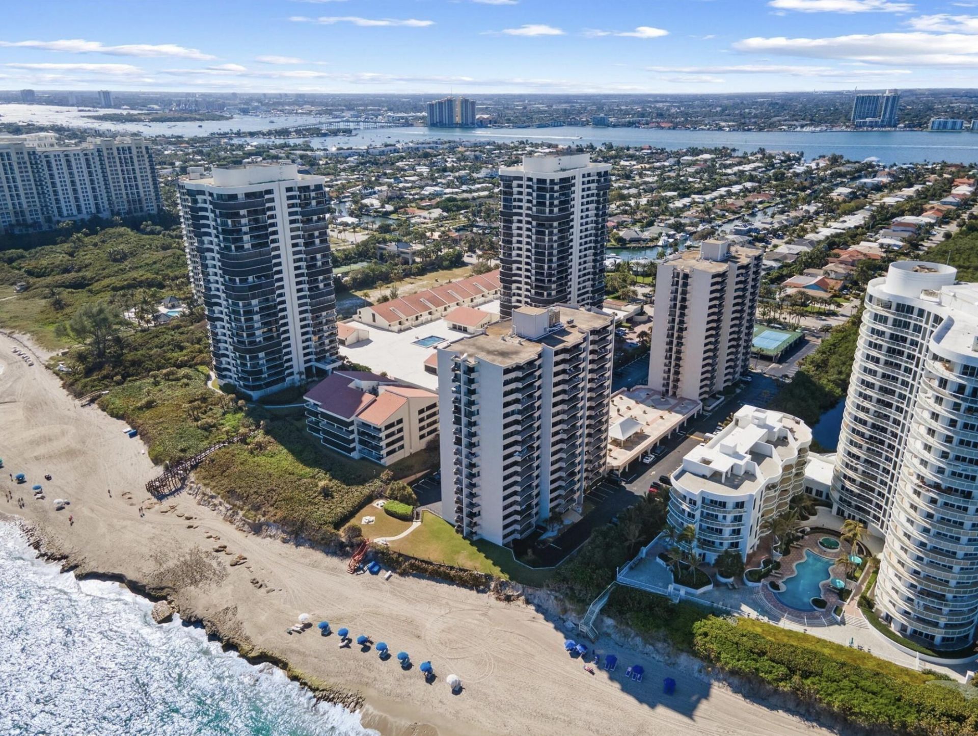 4200 N Ocean Drive, Unit 1-1603, Singer Island, FL 33404 Photo