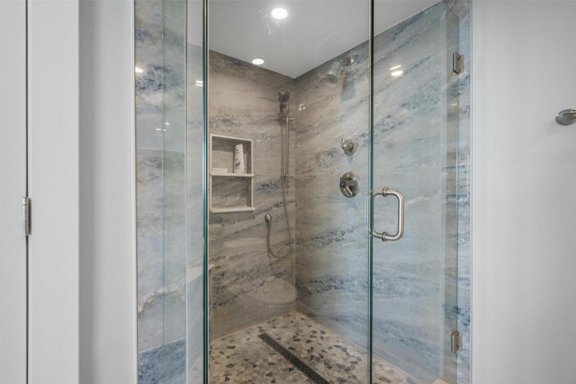 4200 N Ocean Drive, Unit 1-1603, Singer Island, FL 33404 Photo