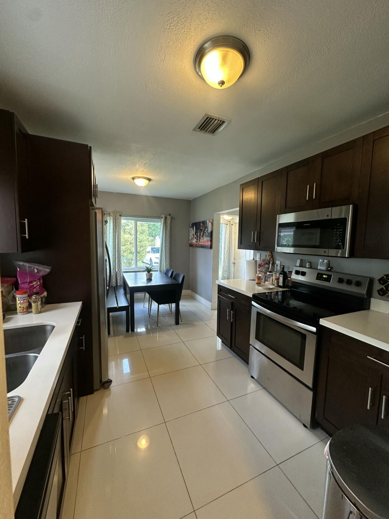 11150 Peachtree Drive, Miami, FL 33161 Photo
