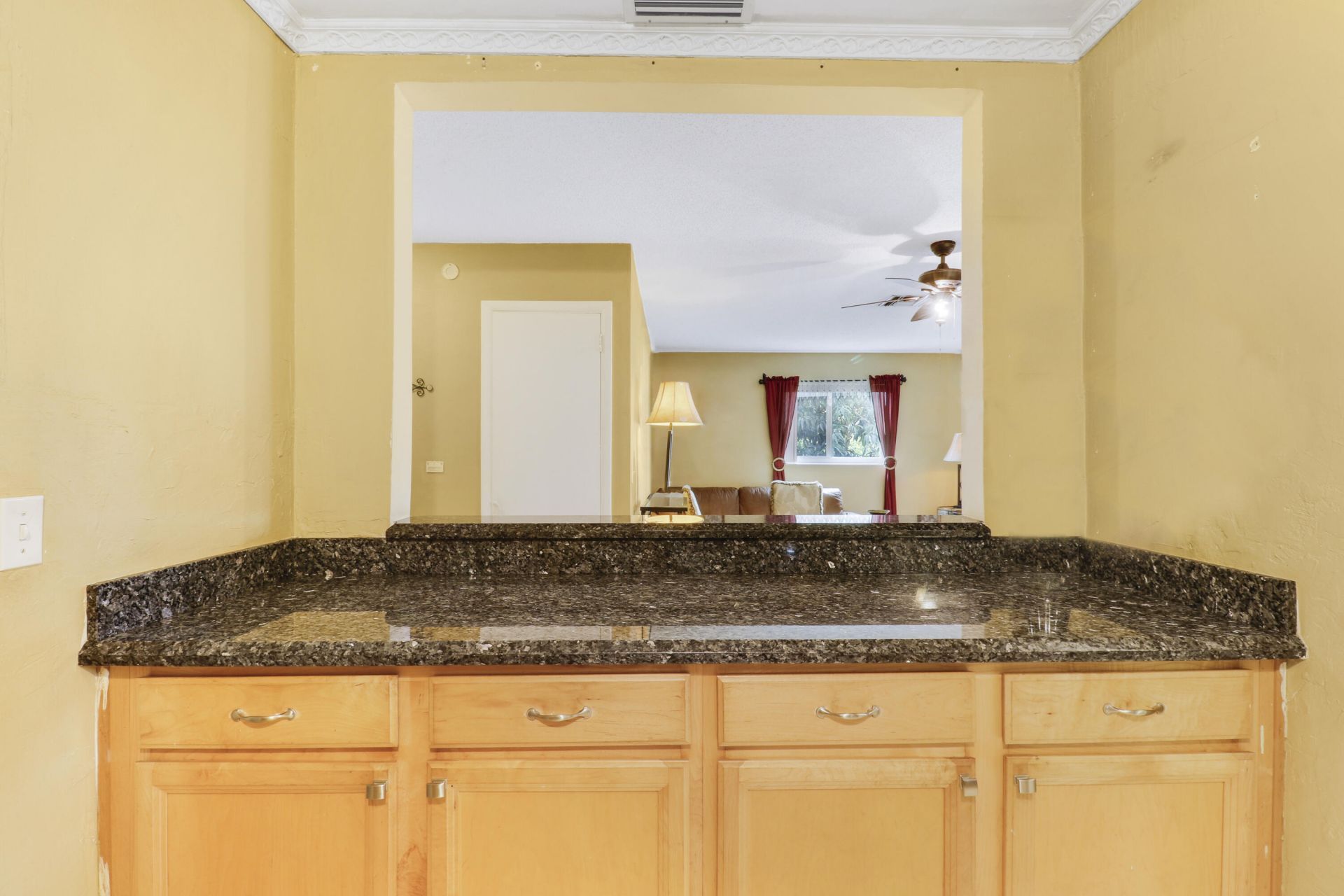 827 Caroline Avenue, West Palm Beach, FL 33413 Photo