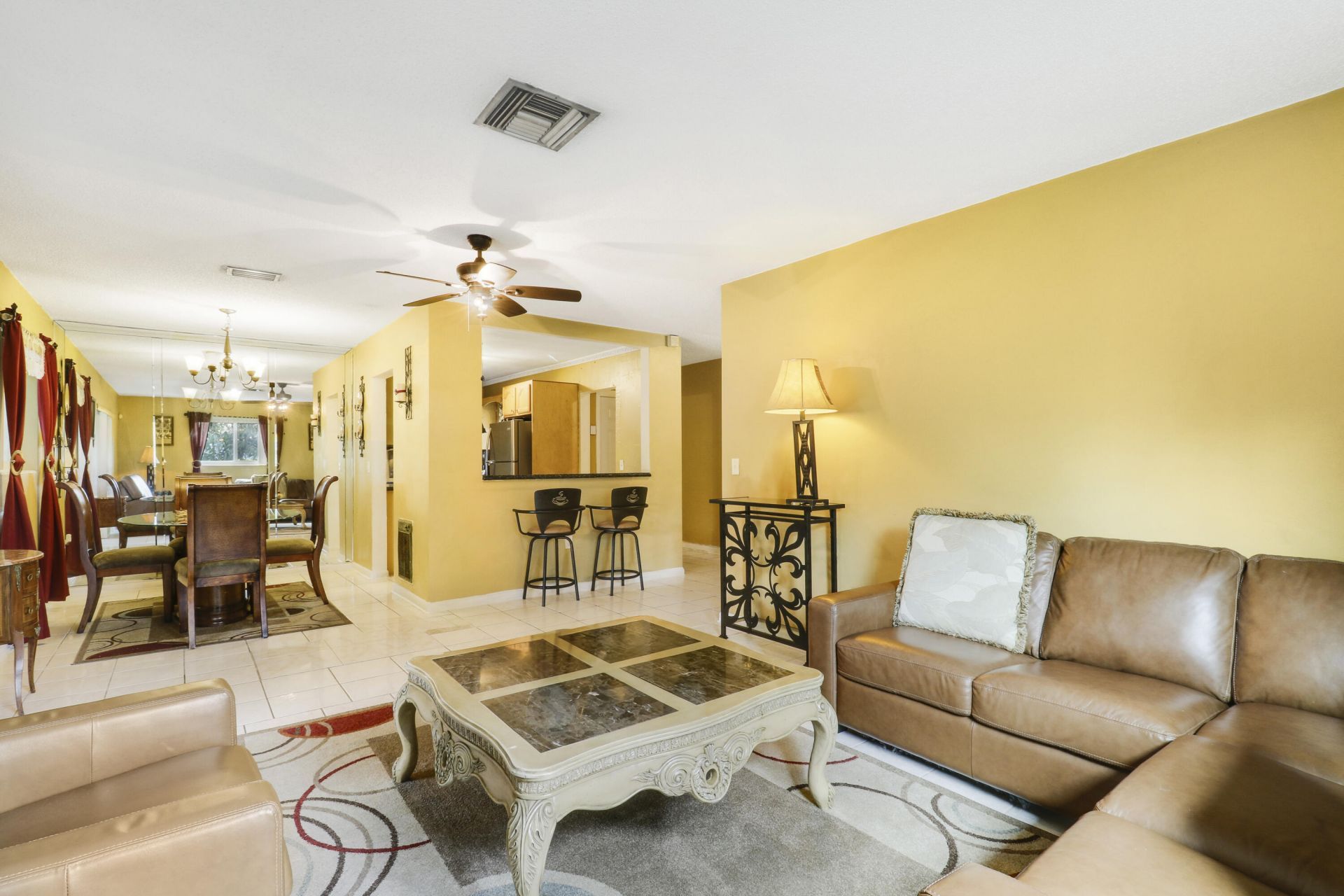 827 Caroline Avenue, West Palm Beach, FL 33413 Photo