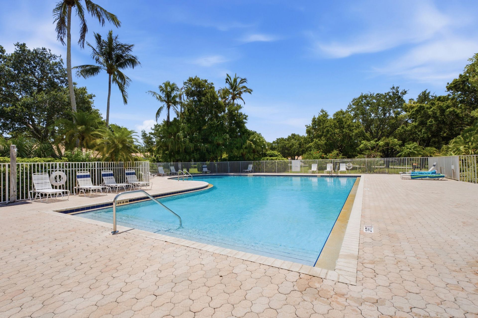 10701 Chapman Oak Court, Palm Beach Gardens, FL 33410 Photo