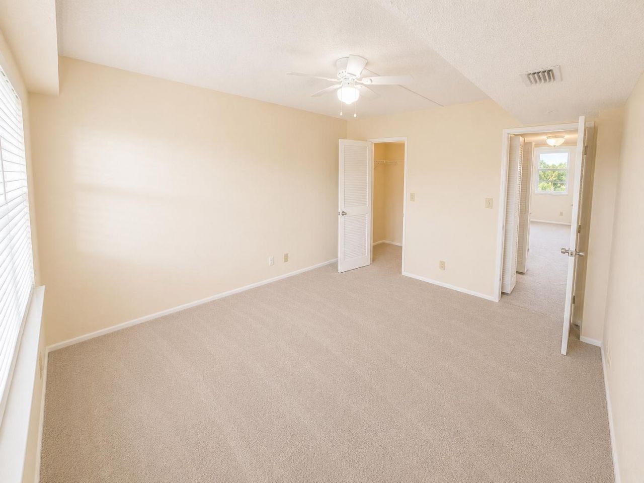 3520 Oaks Way, Unit 402, Pompano Beach, FL 33069 Photo