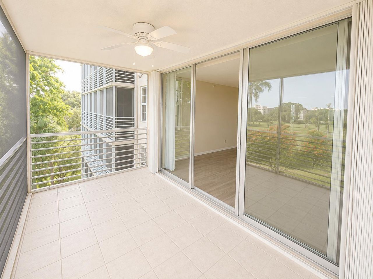 3520 Oaks Way, Unit 402, Pompano Beach, FL 33069 Photo