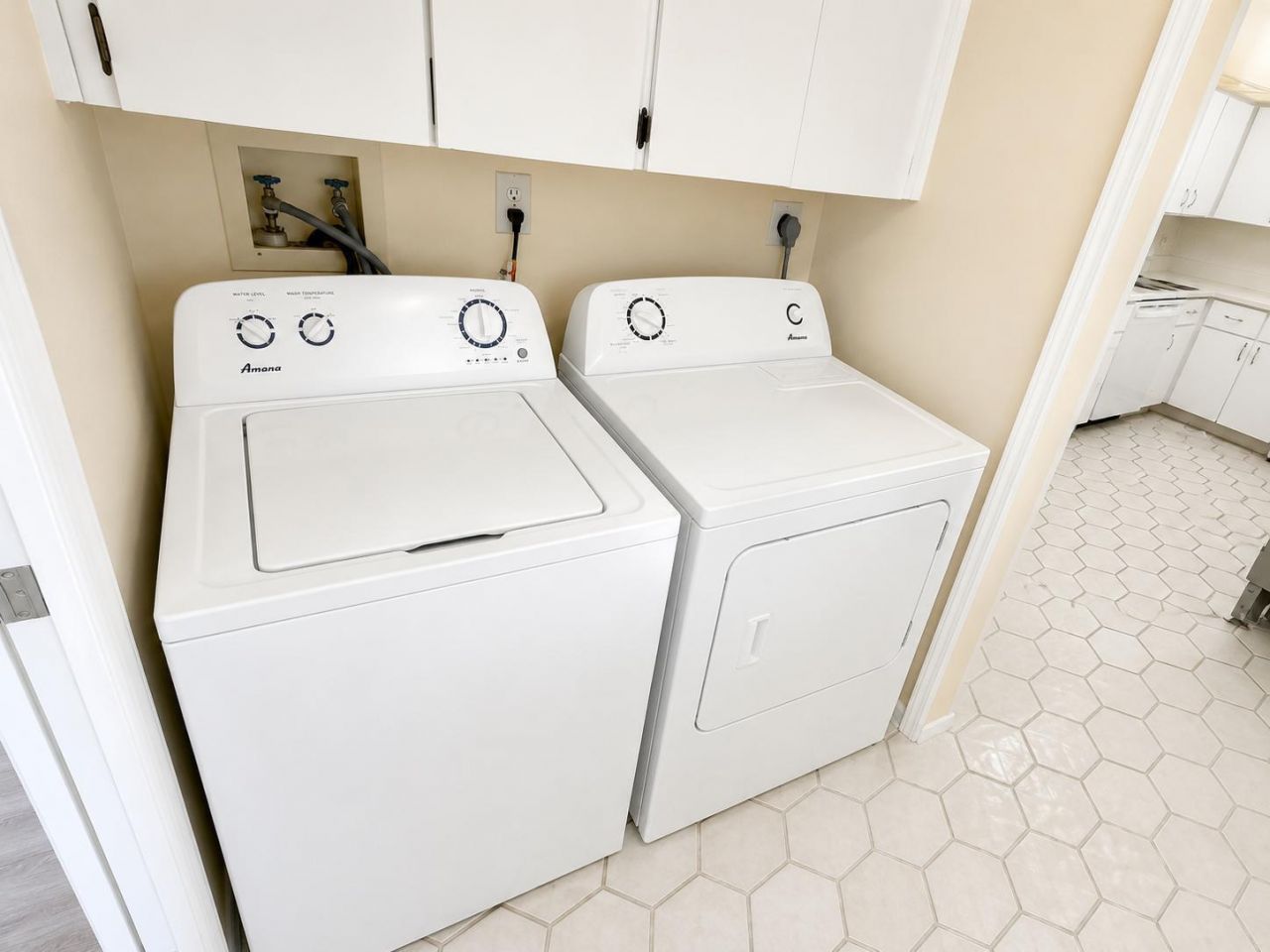 3520 Oaks Way, Unit 402, Pompano Beach, FL 33069 Photo