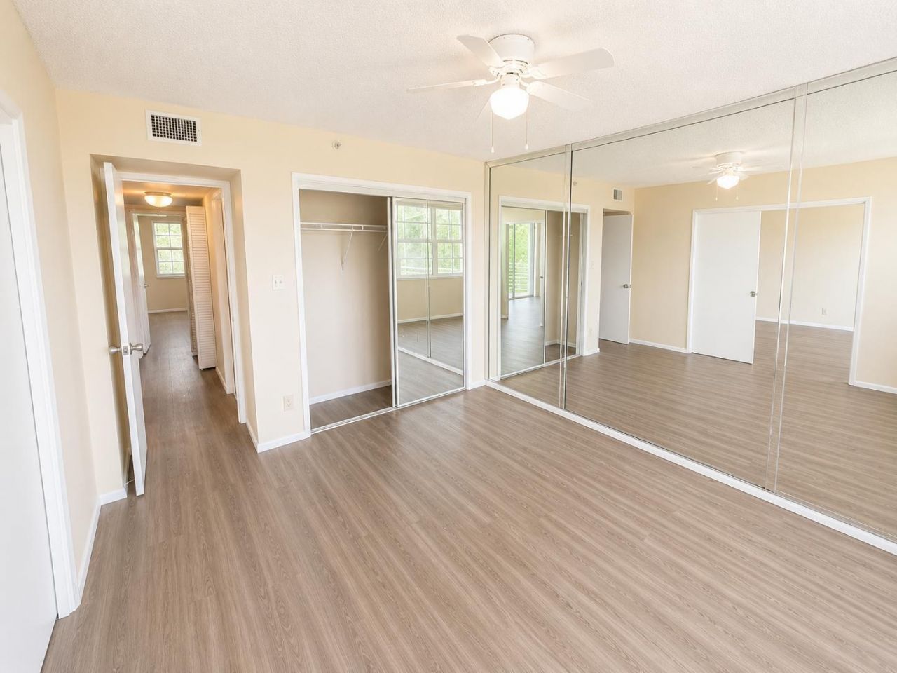 3520 Oaks Way, Unit 402, Pompano Beach, FL 33069 Photo