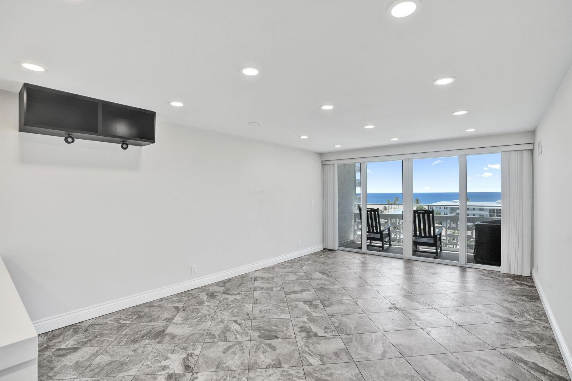 1900 S Ocean Drive, Unit 710, Fort Lauderdale, FL 33316 Photo