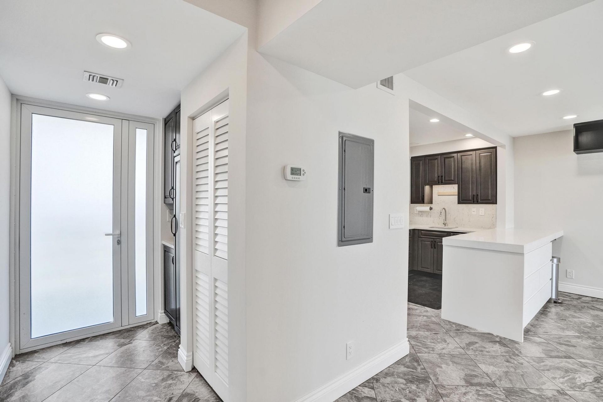 1900 S Ocean Drive, Unit 710, Fort Lauderdale, FL 33316 Photo