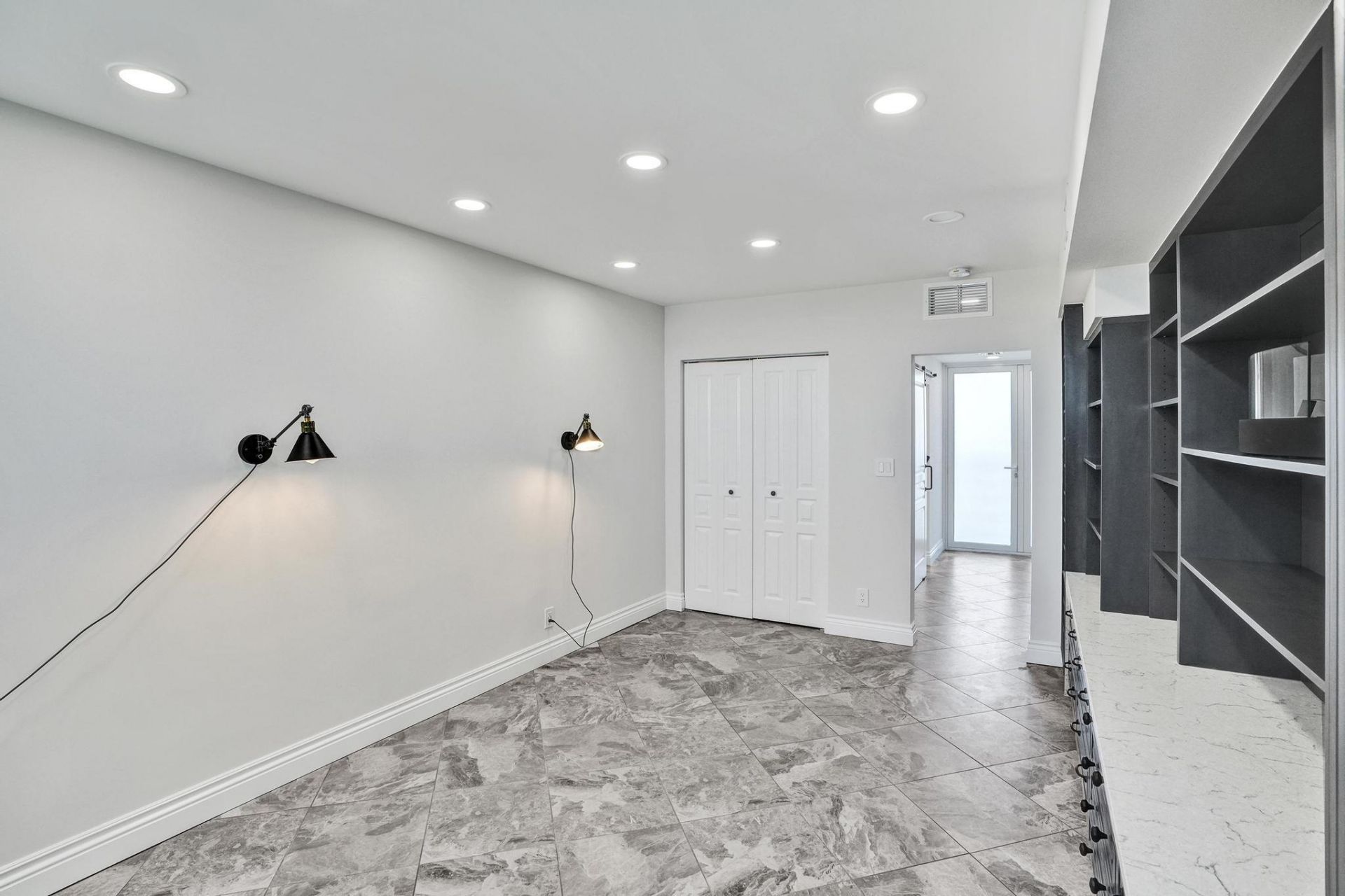 1900 S Ocean Drive, Unit 710, Fort Lauderdale, FL 33316 Photo