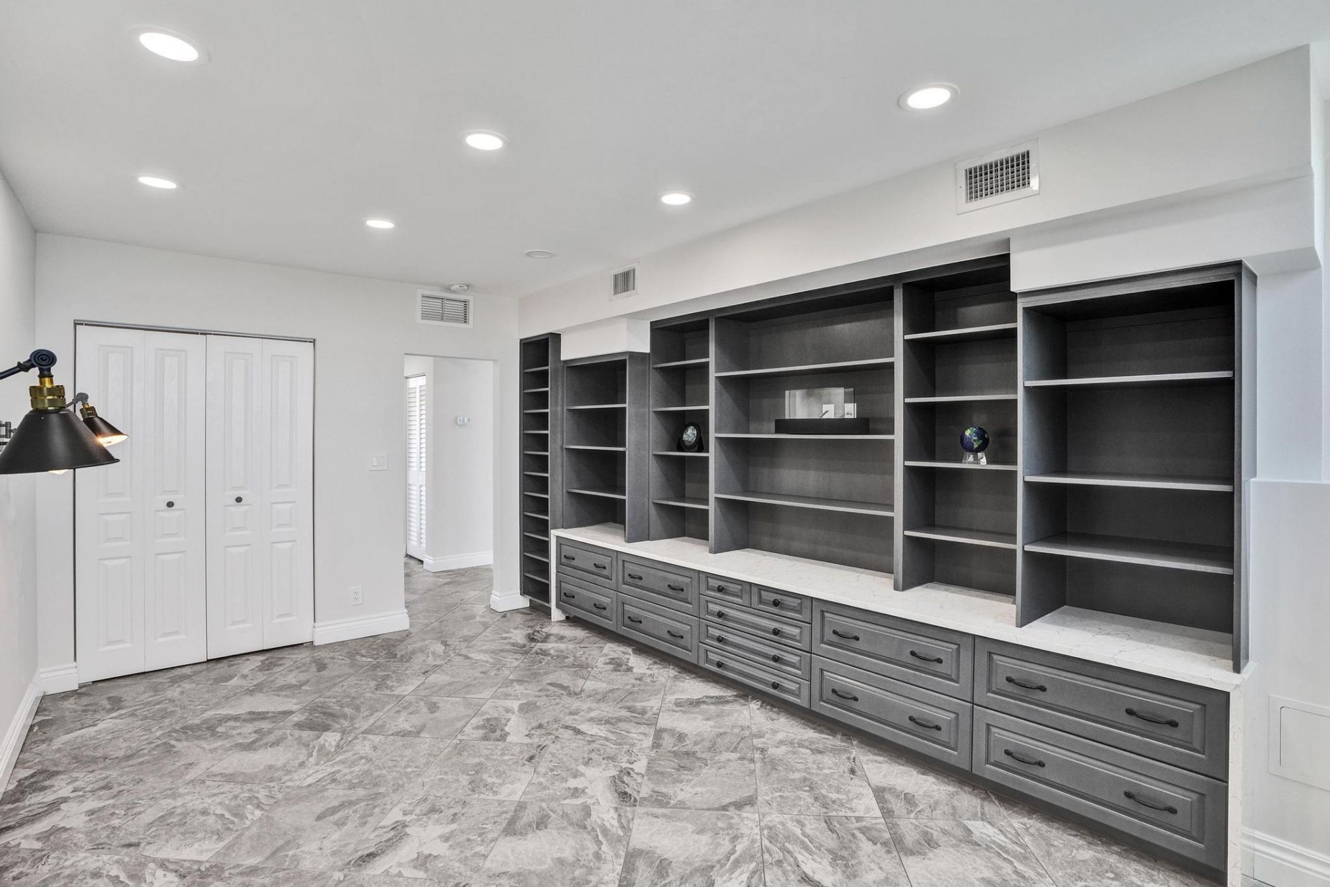 1900 S Ocean Drive, Unit 710, Fort Lauderdale, FL 33316 Photo
