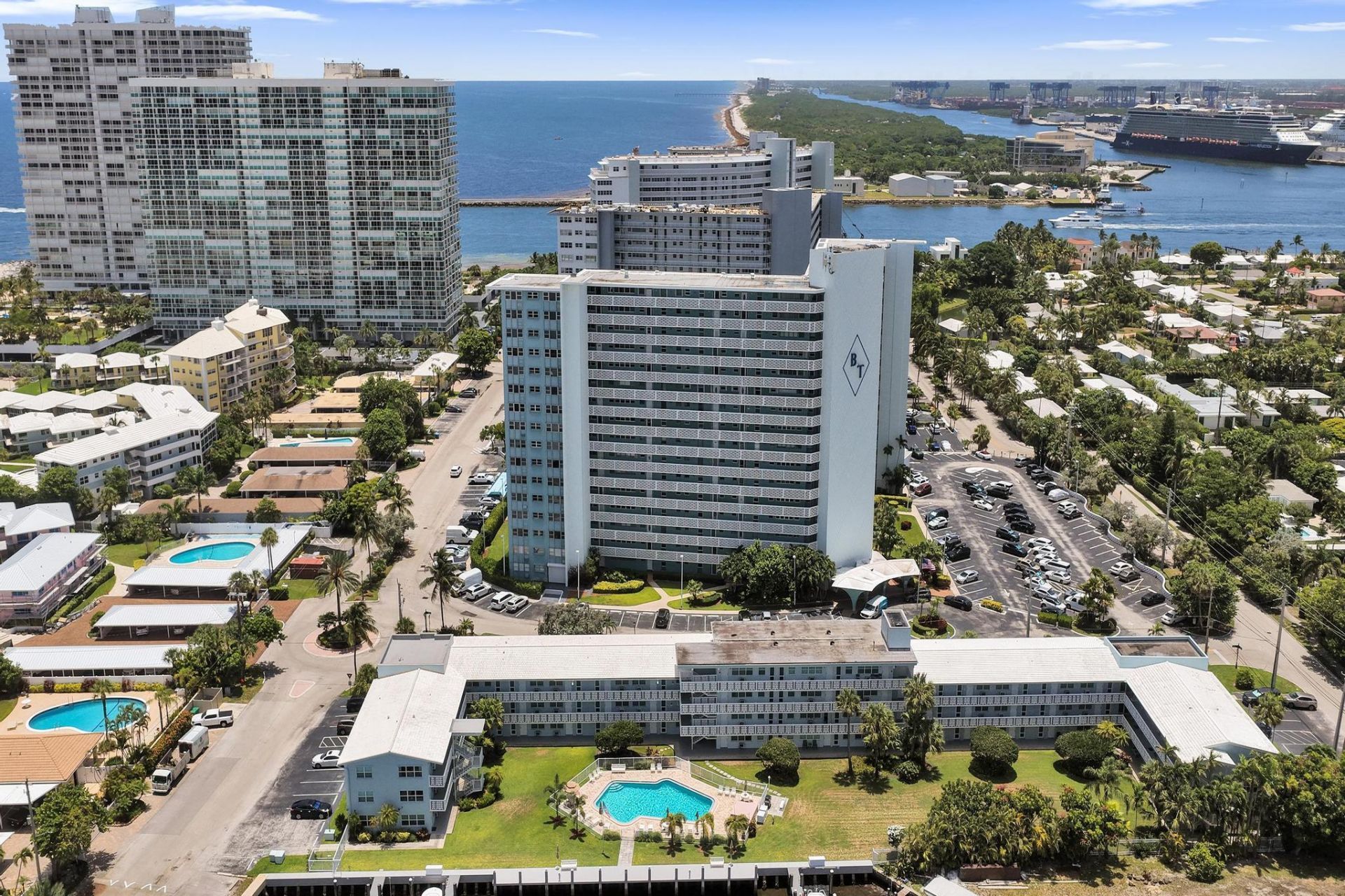 1900 S Ocean Drive, Unit 710, Fort Lauderdale, FL 33316 Photo