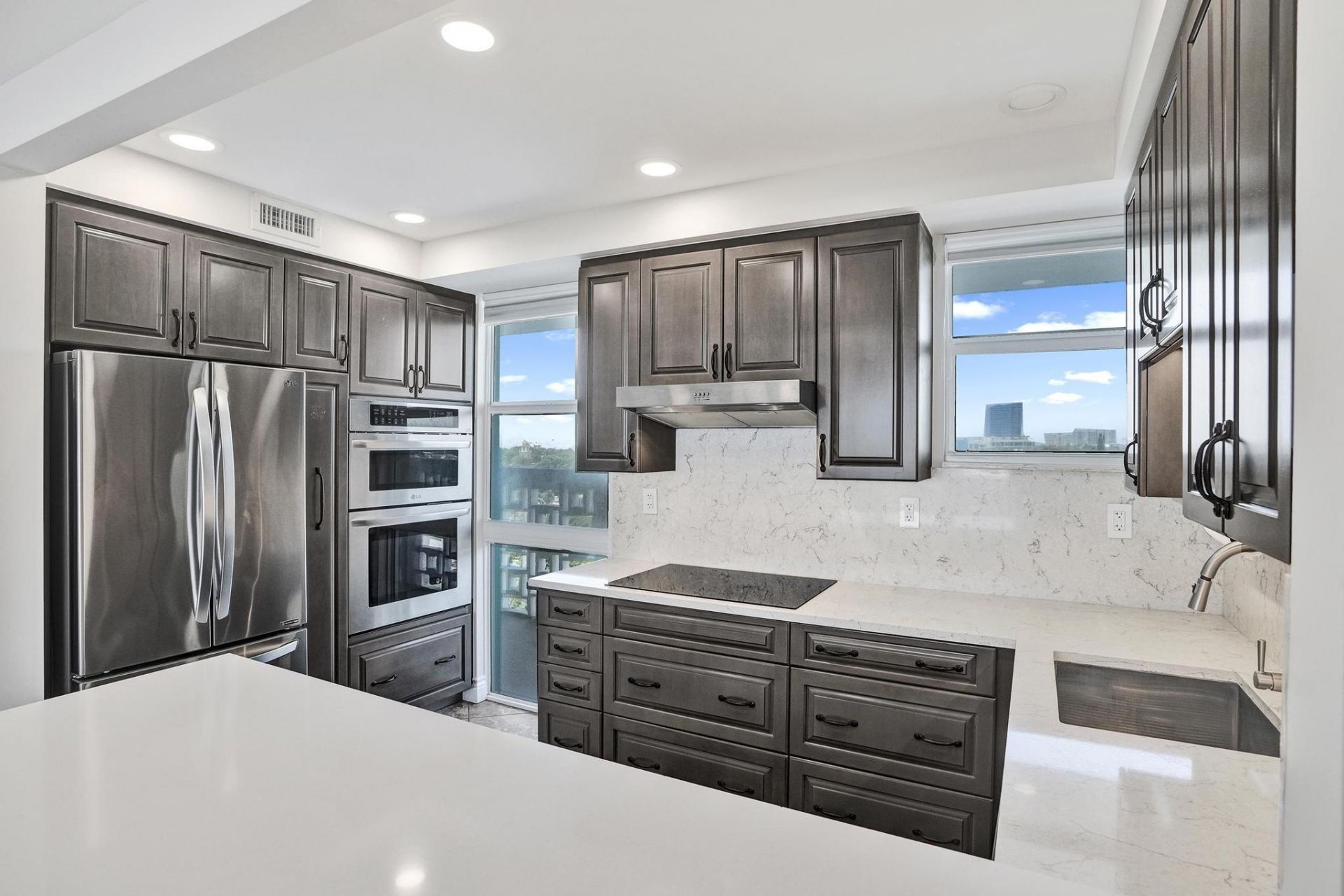 1900 S Ocean Drive, Unit 710, Fort Lauderdale, FL 33316 Photo