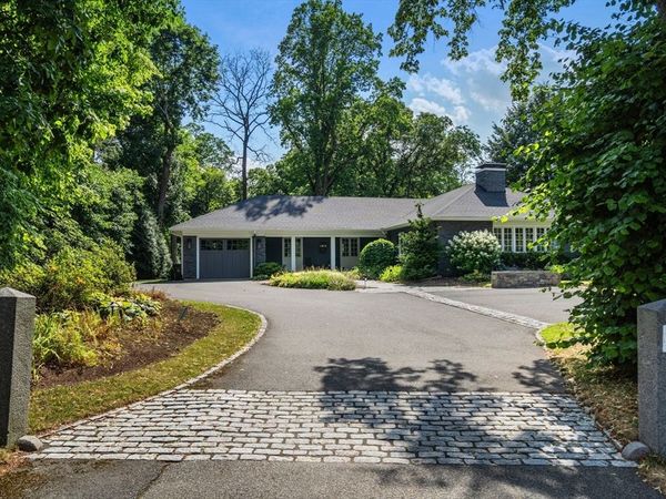 191 Adams St, Milton, MA 02186