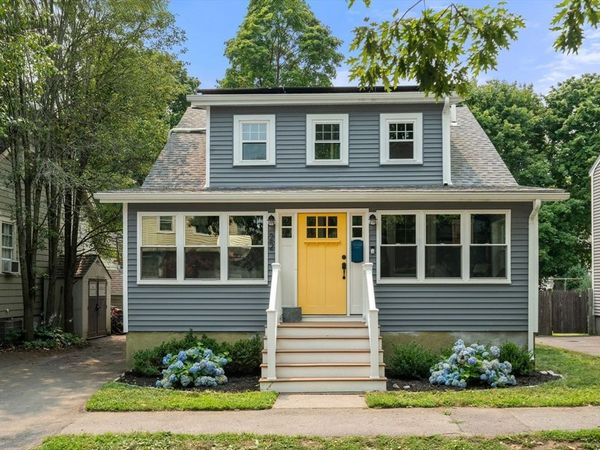 22 Bradford Rd, Milton, MA 02186