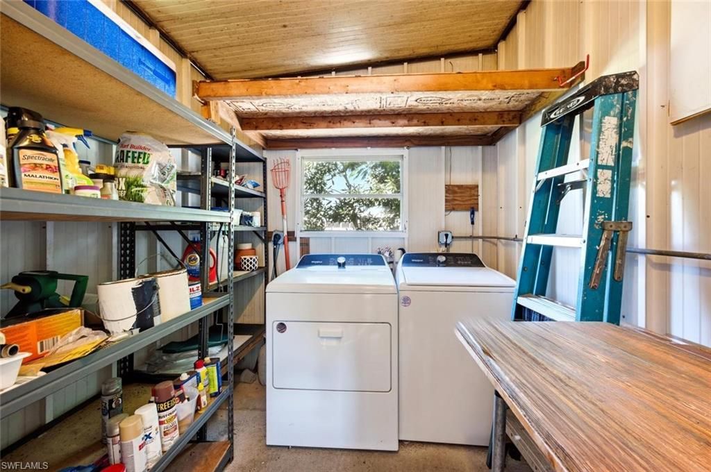 621 Charlemagne Blvd, Naples, FL 34112 Photo