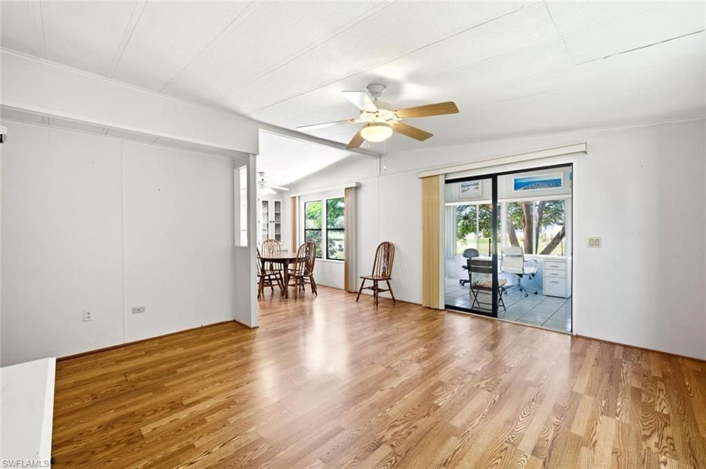 621 Charlemagne Blvd, Naples, FL 34112 Photo