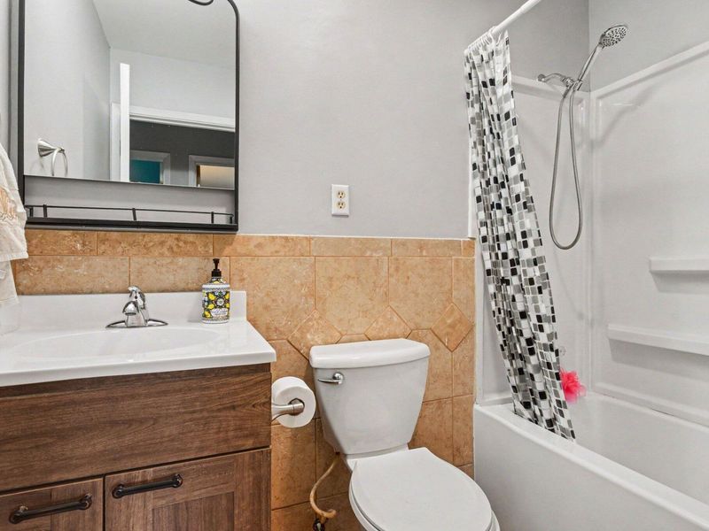 4715 Arnold Avenue , Columbus, OH 43228 Photo 17