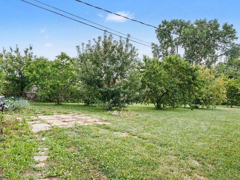 4715 Arnold Avenue , Columbus, OH 43228 Photo 21