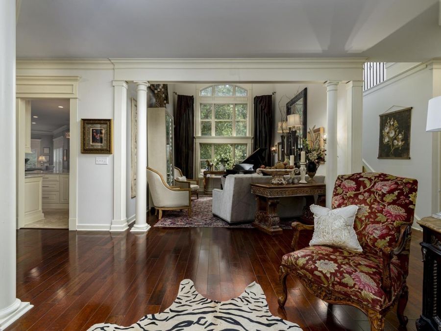 Property Image 6