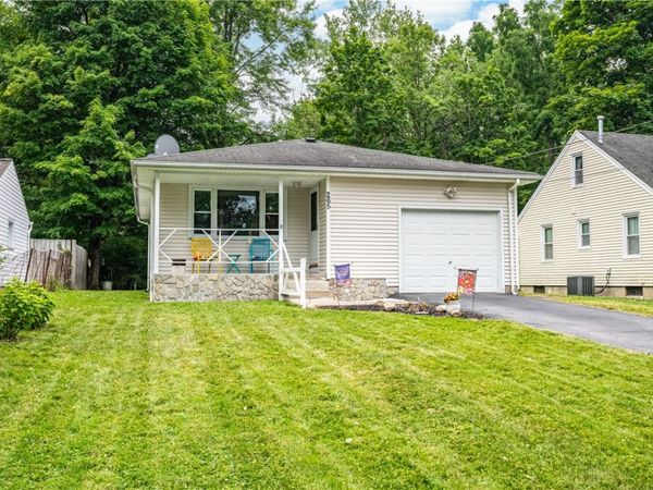 265 River Meadow Drive , Rochester, NY 14623