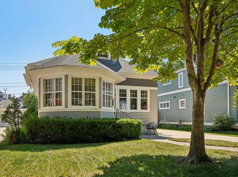 Main Photo