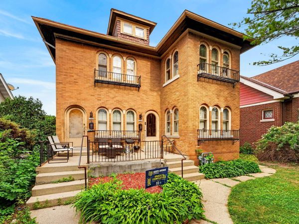 3328 N 44th St, Milwaukee, WI 53216