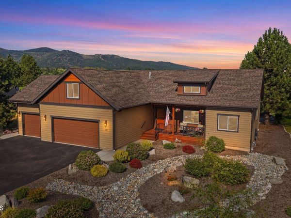 150 Links Dr , Blanchard, ID 83804