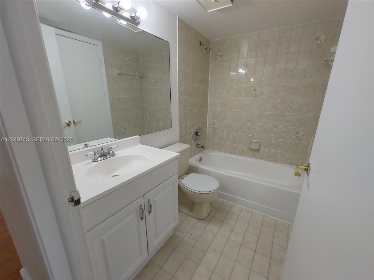 11800 SW 18th St , Unit 512-4, Miami, FL 33175 Photo