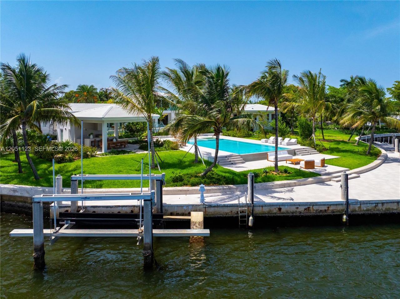 900 N Northlake Dr, Hollywood, FL 33019 Photo