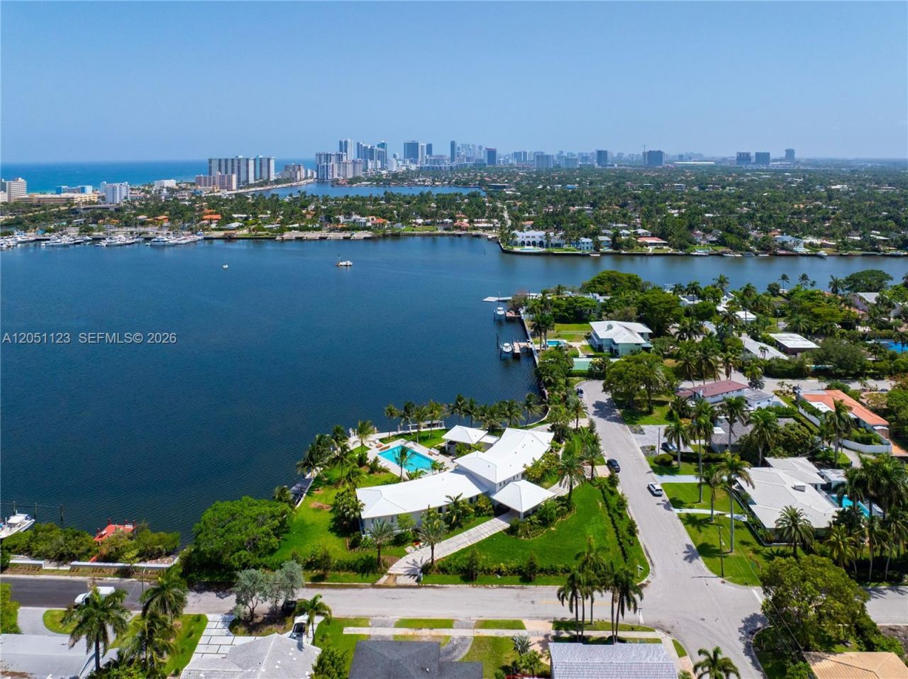 900 N Northlake Dr, Hollywood, FL 33019 Photo