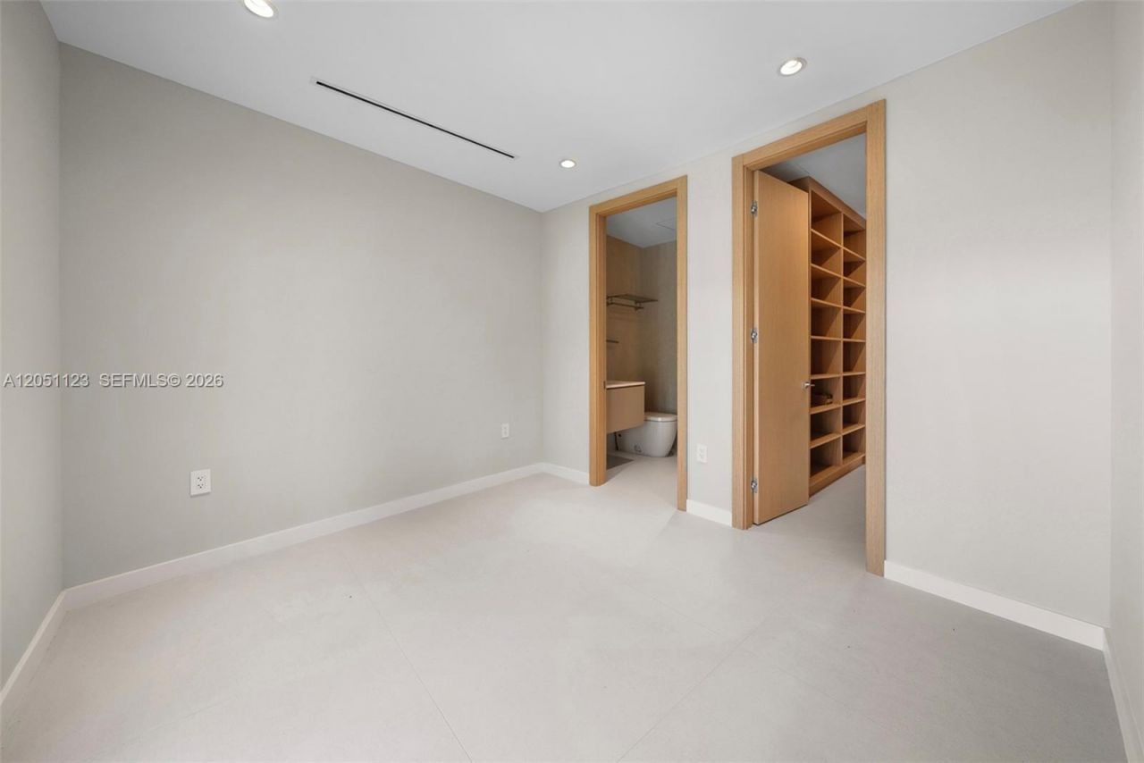 900 N Northlake Dr, Hollywood, FL 33019 Photo