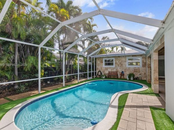 7505 Mutiny Ave , North Bay Village, FL 33141