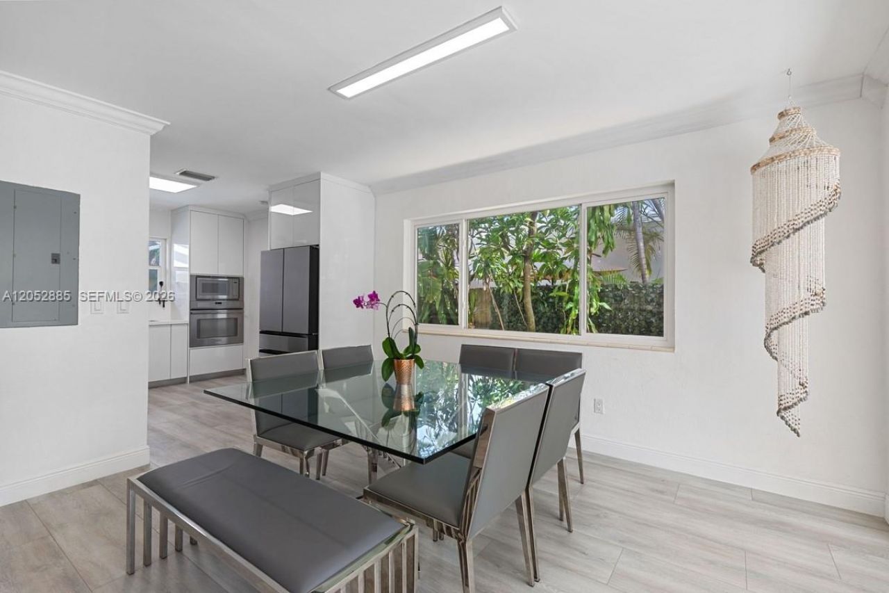 7505 Mutiny Ave, North Bay Village, FL 33141 Photo