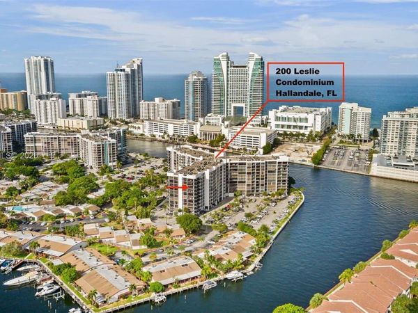 200 Leslie Dr , Unit 930, Hallandale Beach, FL 33009