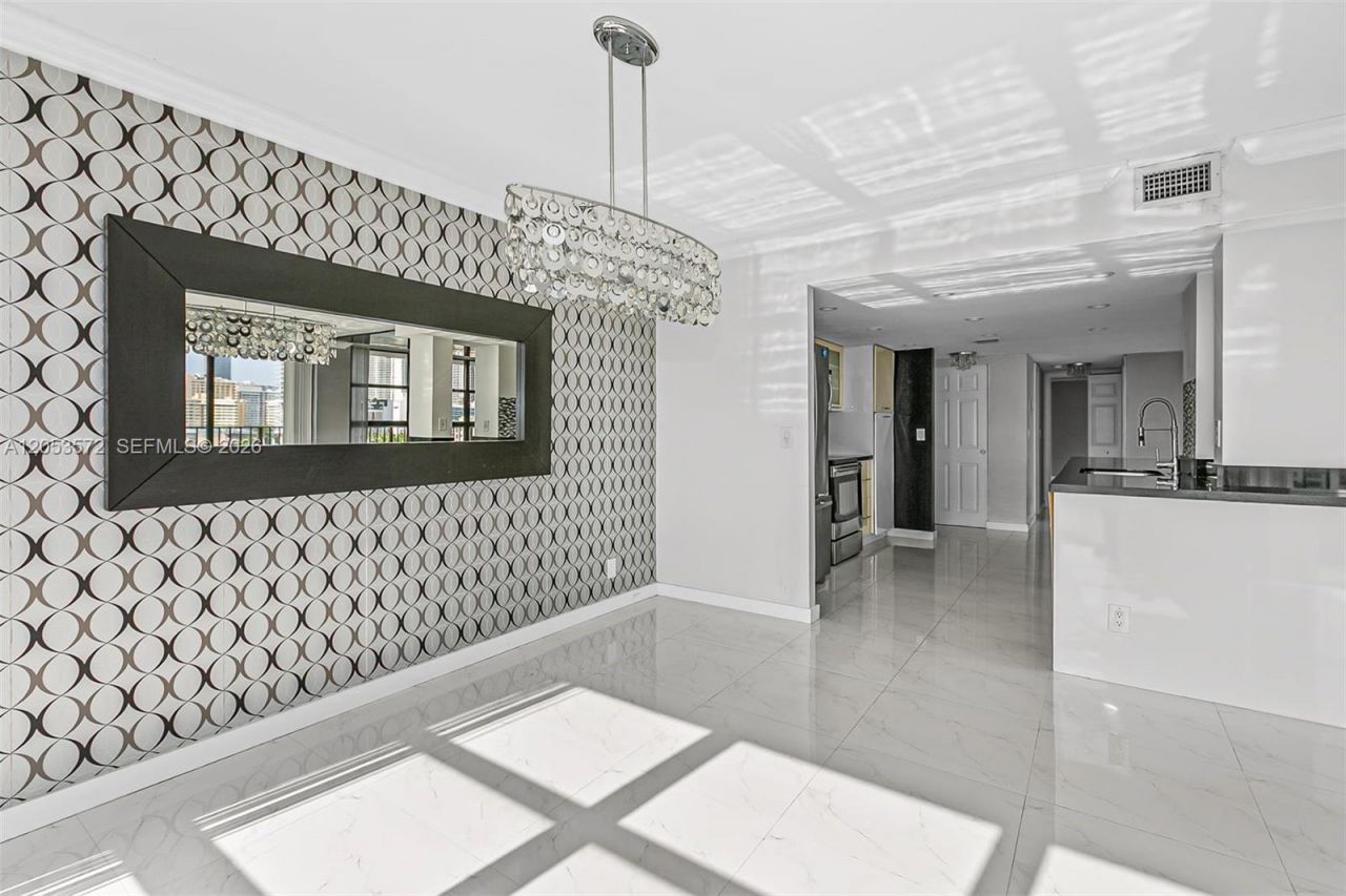 200 Leslie Dr, Unit 930, Hallandale Beach, FL 33009 Photo