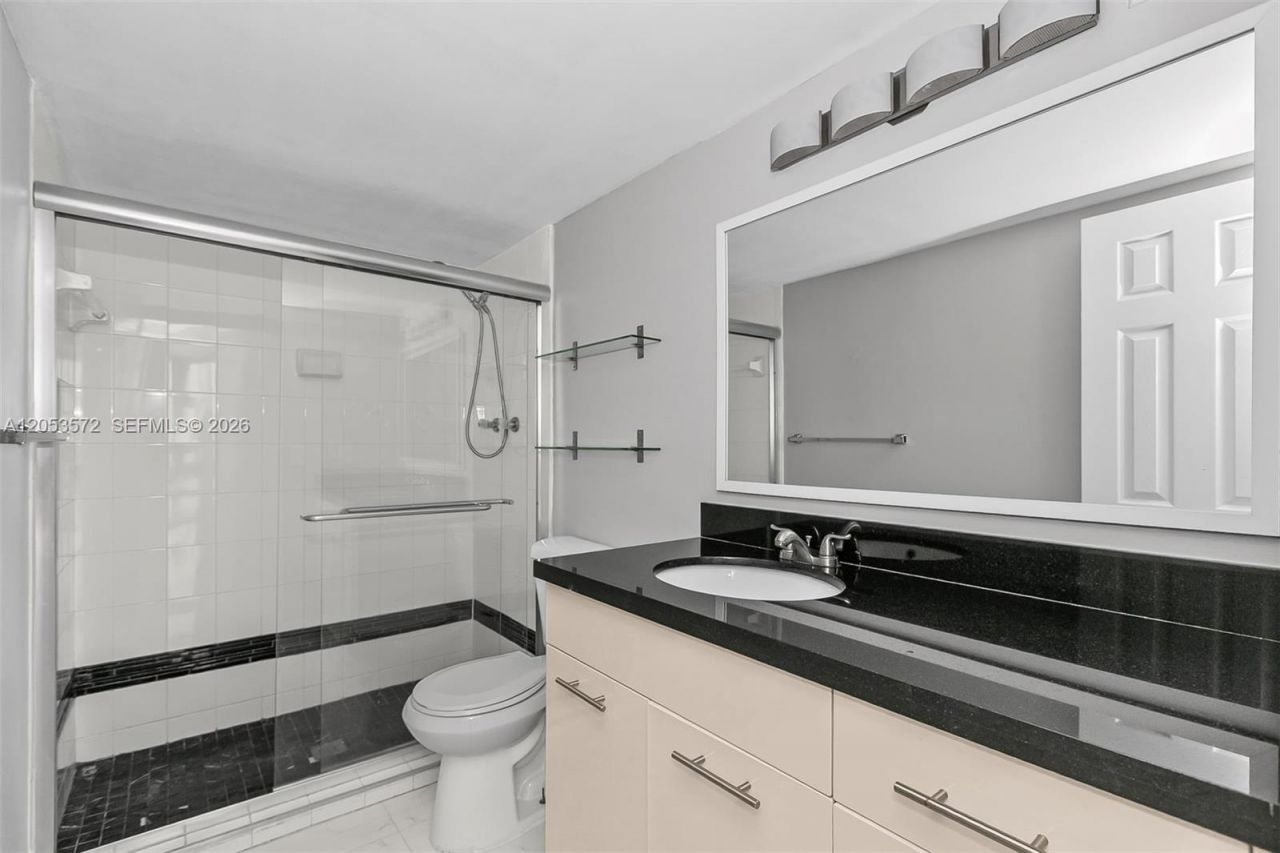 200 Leslie Dr, Unit 930, Hallandale Beach, FL 33009 Photo